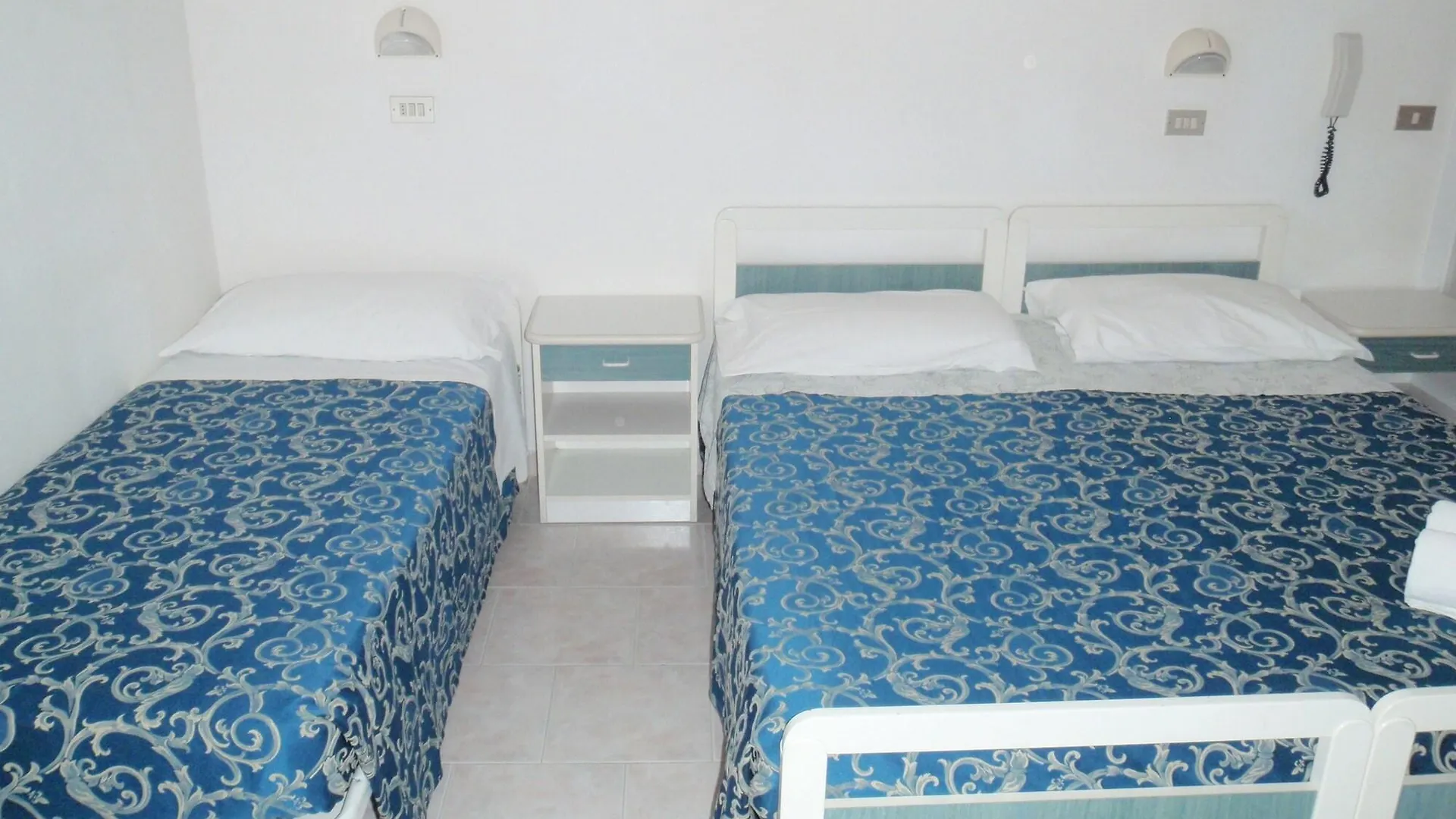 Hotel Angela Misano Adriatico 3*,