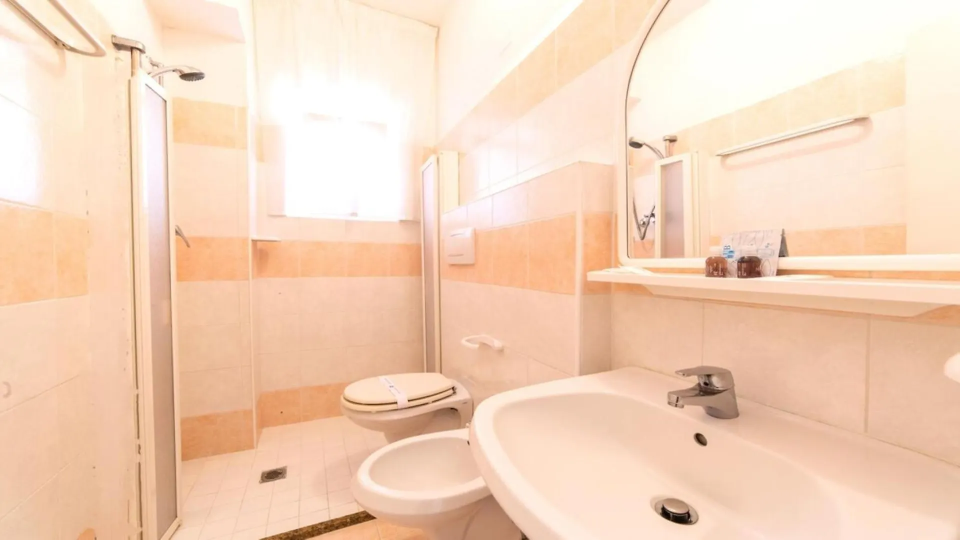 ***  Hotel Angela Misano Adriatico Italy